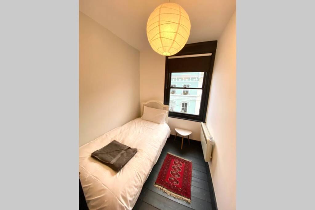 Beautiful First Floor Apartment In St Leonards Exteriör bild