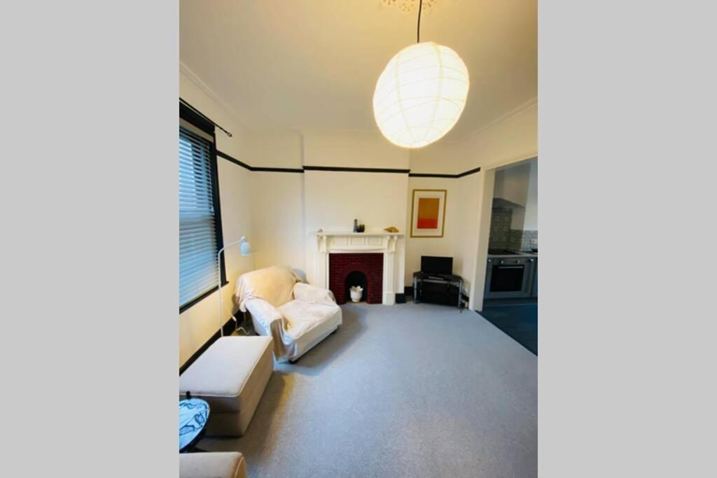 Beautiful First Floor Apartment In St Leonards Exteriör bild