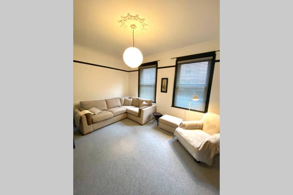 Beautiful First Floor Apartment In St Leonards Exteriör bild